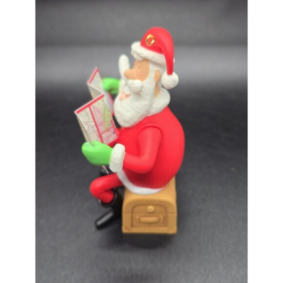Hallmark I've Been Everywhere Magic Sound Ornament Santa w/Map NIB New Batteries - Picture 6 of 12